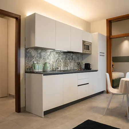 Gomes Comfort House 2 Апартаменты *