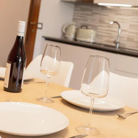 Gomes Comfort House 2 Apartment Valeggio sul Mincio